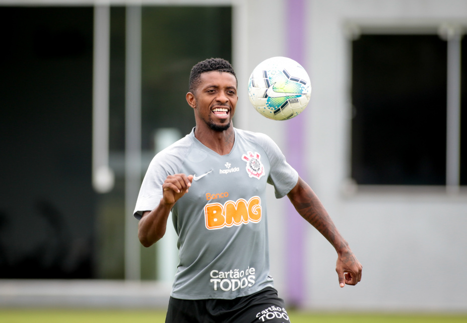 Jonathan Cafu chegou ao Corinthians em novembro de 2020 e ganhou um contrato de 38 meses; atacante atuou apenas em trs jogos