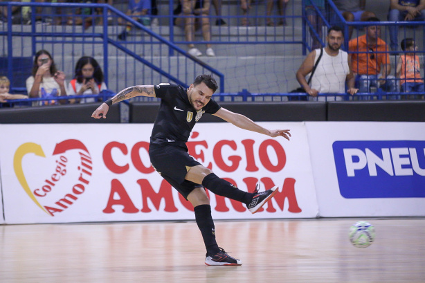 Corinthians e Marreco fazem jogo equilibrado e ficam no empate pela Liga Nacional de Futsal