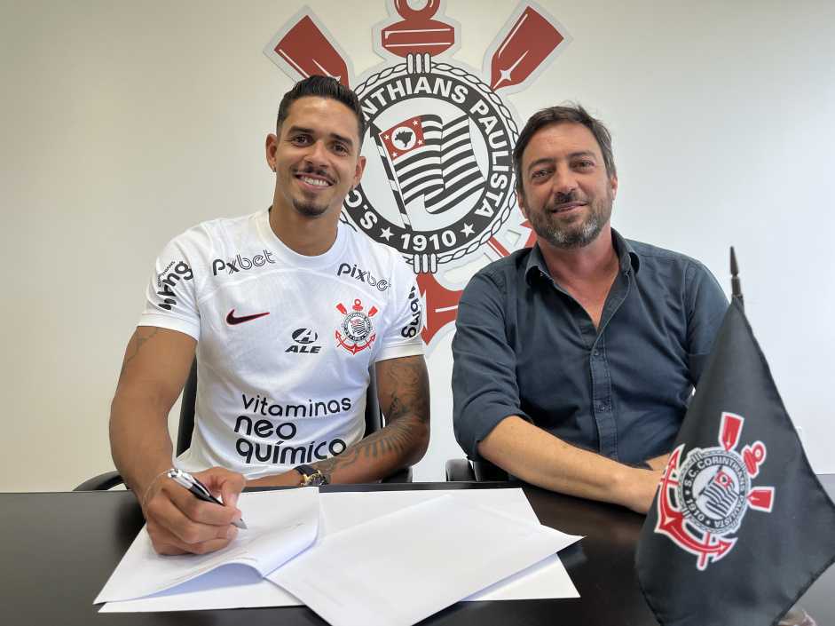 Verssimo foi anunciado como reforo do Corinthians nesta quarta-feira