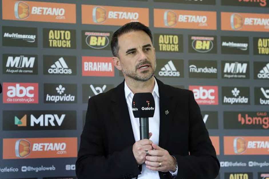 Rodrigo Caetano  o plano A de Augusto Melo para ser o executivo de futebol do Corinthians