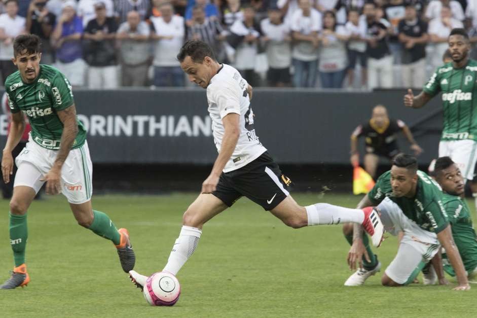 Rodriguinho anuncia aposentadoria, revela nova funo e se declara ao Corinthians