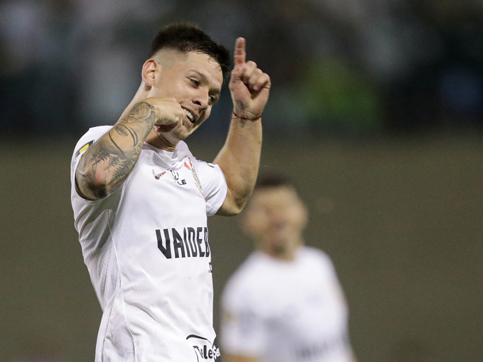 O gol de falta de Rodrigo Garro no Drbi repercutiu na Argentina