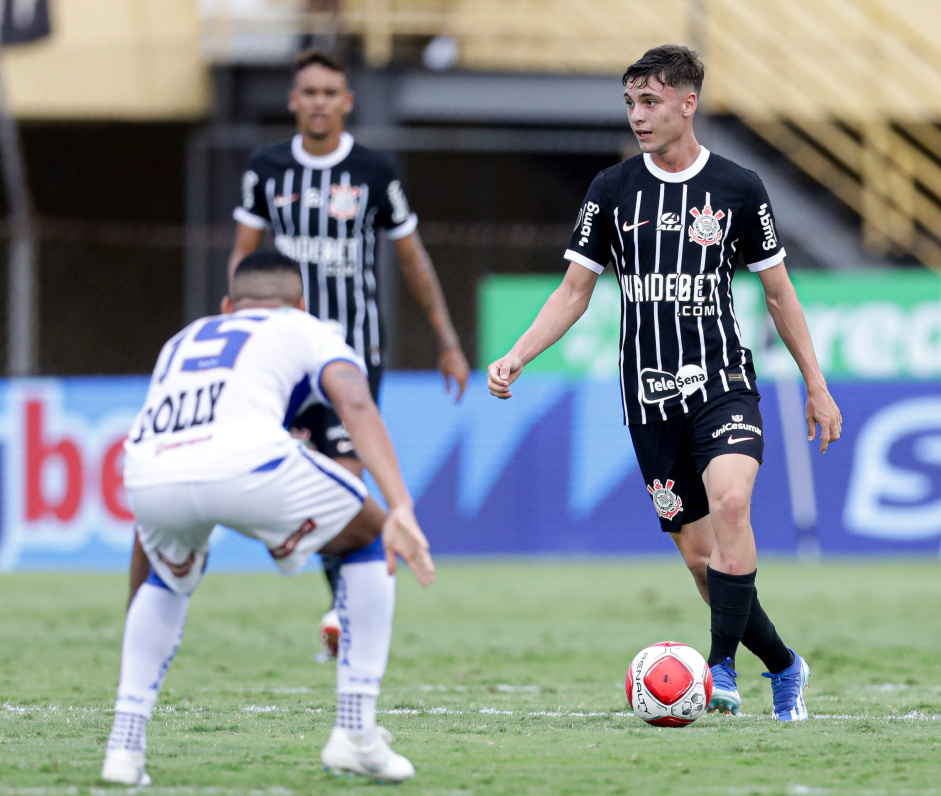 Atual vnculo de Breno Bidon com o Corinthians vai apenas at 31 de janeiro de 2025.