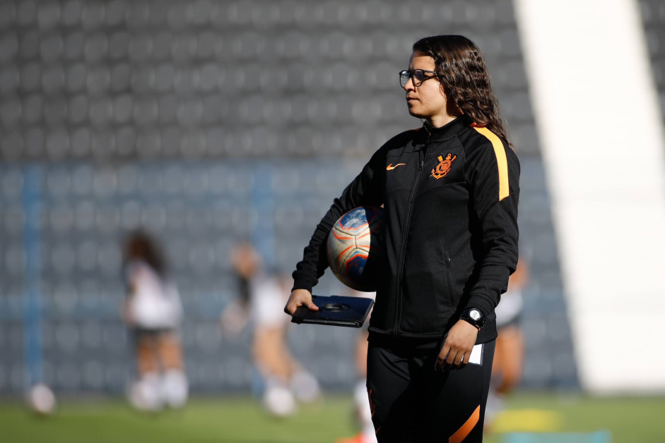 Corinthians Feminino refora comisso tcnica do Sub-15 com chegada de nova treinadora