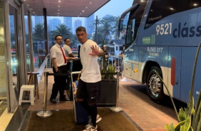 Corinthians desembarca no Rio de Janeiro com 24 jogadores para duelo no Brasileiro