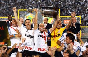Corinthians conquistou a vaga do mundial vencendo  a Libertadores 2012