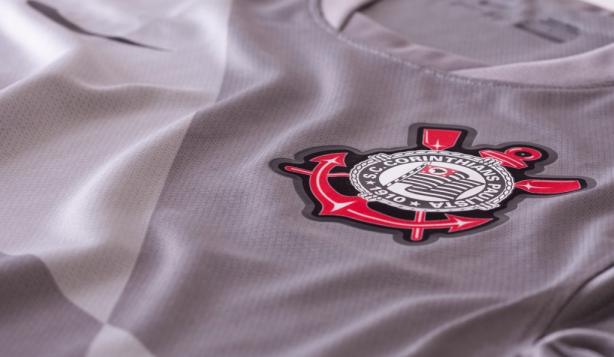 Camisa do Corinthians deve ter somente um patrocnio no Mundial