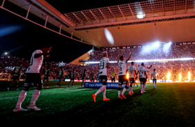 Corinthians goleia o Santos em noite inesquecível em Itaquera | Ingressos contra o Boca