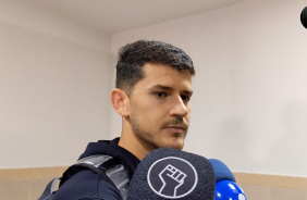 VDEO: Hugo se diz adaptado ao Corinthians e comenta sobre responsabilidade de vestir o manto