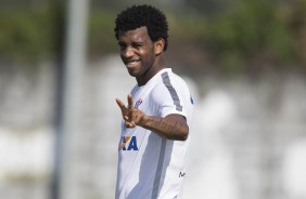Gil salva Corinthians em cima da linha e evita empate da Ponte Preta
