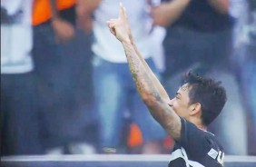 Lucca faz o quarto gol do Corinthians contra o So Paulo