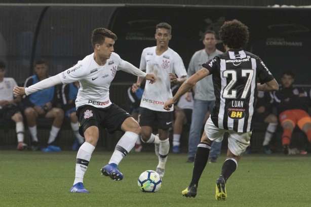 Rodrigo Figueiredo j jogou pelos profissionais do Corinthians