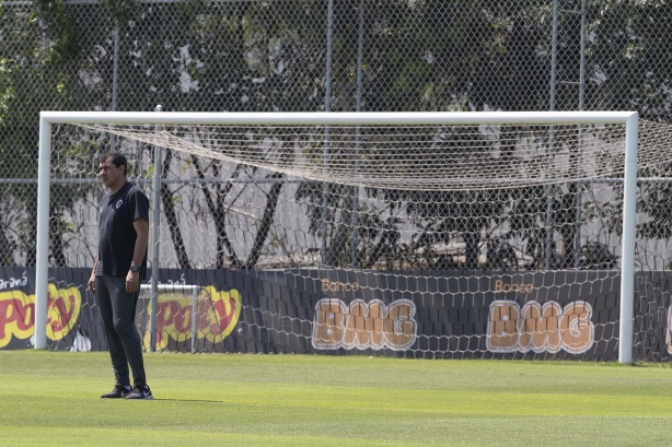 Fbio Carille entrou em rota de coliso com elenco do Corinthians