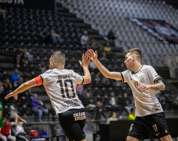 Corinthians faz segundo tempo abaixo e empata com o Minas pela Liga Nacional de Futsal