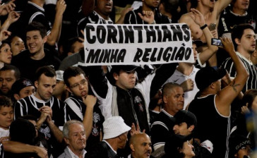 Torcida do Corinthians comemora Titulo da Recopa durante partida v�lida pela final da Recopa Sulamericana, realizada no Pacaembu