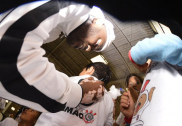 Corinthians recebe menores carentes para a festa do dia das crian�as no gin�sio Bernard�o no Parque S�o Jorge. 07 de Outubro de 2013, S�o Paulo, S�o Paulo, Brasil