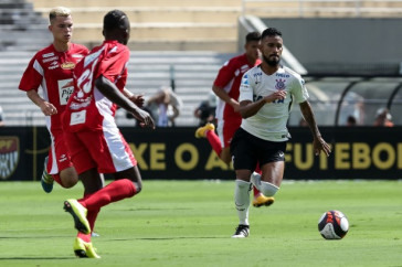 Jogadores comemoram o t�tulo da Copa S�o Paulo de futebol Jr