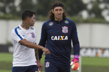 F�bio Carille, J� e Giovanni Augusto em treino no CT Joaquim Grava, nesta quinta