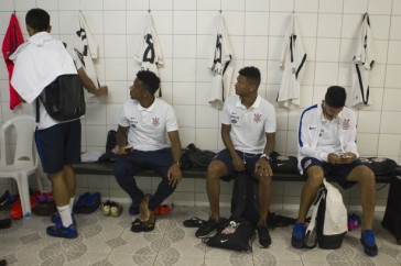 Bruno Paulo, Paulo Roberto, Pedro Henrique e Camacho antes da estreia pela Copa do Brasil