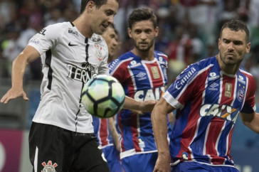 O vacilo do Corinthians contra o Bahia, pode diminuir a diferen�a de pontos para o Santos