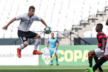 Sub-20 do Corinthians em a��o em partida v�lida pelas quartas de finais do campeonato paulista
