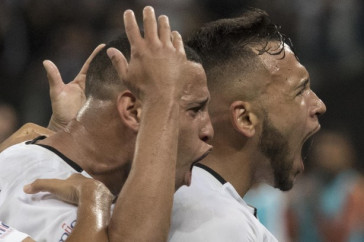 Sidcley e Maycon foram os autores dos gols contra o Bragantino, pelas quartas do Paulist�o
