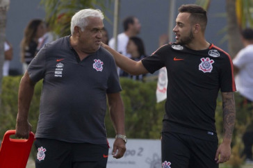 Maycon no treino desta ter�a