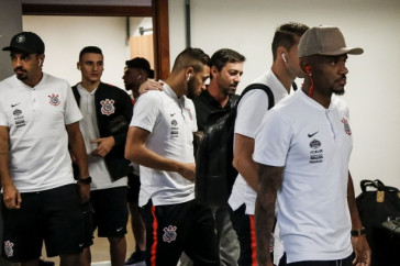 Jogadores chegam ao est�dio Fonte Nova para o jogo contra o Bahia, pelo Brasileir�o