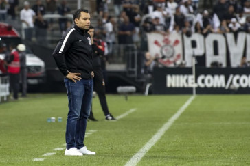 Jair Ventura comandou a vit�ria do Corinthians sobre o Flamengo, pela Copa do Brasil