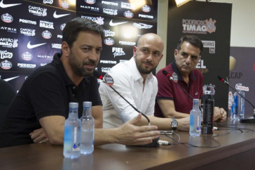 Coletiva Sa�da do Alessandro