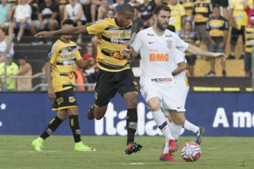 Mauro Boselli atuando como titular diante o Novorizontino, pelo Paulist�o