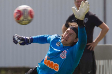 C�ssio em treino no CT Joaquim Grava, para duelo contra o Botafogo-SP