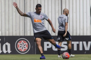 Ralf no treino desta sexta-feira, no CT Joaquim Grava