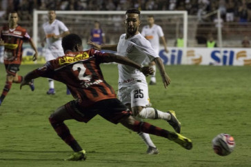 Clayson atuando contra o Ituano