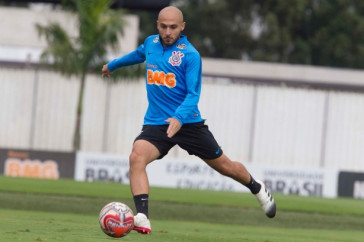 R�gis ser� relacionado para duelo contra a Ferrovi�ria