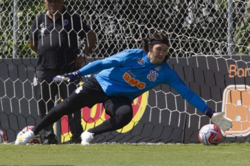 Goleiro C�ssio finaliza prepara��o para jogo contra o Santos, pelo Paulist�o