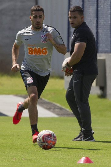 Volante Gabriel e Fl�vio Grava no CT Joaquim Grava