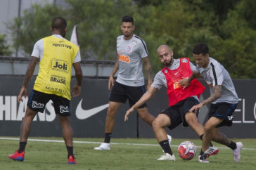 Jogadores finalizam prepara��o para duelo contra o Santos, pela semifinal do Paulista