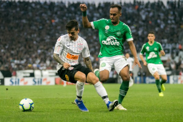 Lateral Fagner durante jogo contra a Chapecoense, pelo Brasileir�o, na Arena Corinthians