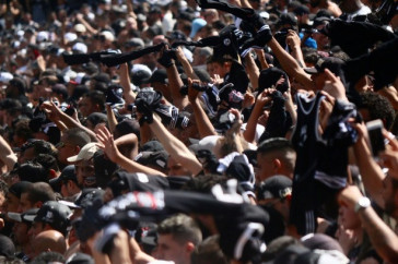Torcida alvinegra no jogo contra o Cear�