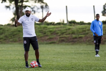 Coelho no treino do Sub-20 para duelo contra o Cuiab�, pela Copinha