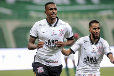 J� comemora com Everaldo seu gol no duelo contra o Palmeiras, pela final do Paulist�o