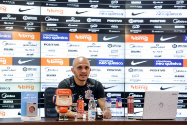 Coletiva do lateral F�bio Santos