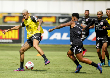 Jo�o Victor, Du Queiroz, Adson, Cantillo e Bruno Melo em treino desta sexta-feira