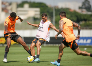 Gil, J�nior Moraes e Fagner no CT