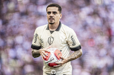 Fagner foi titular contra o Santo Andr�
