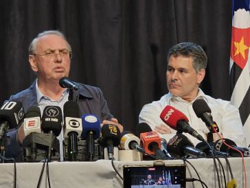 Osmar Stabile e Armando Mendon�a concedem entrevista conjunta � imprensa corinthiana