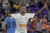 Corinthians encaminha acerto com dois patrocinadores; aumento na receita deve ser de R$ 8 milhes