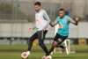 Corinthians faz primeiro trabalho posicional aps retorno dos treinos; veja fotos