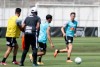 Coelho cobra perde-pressiona e evoluo defensiva em treino do Corinthians; veja provvel time